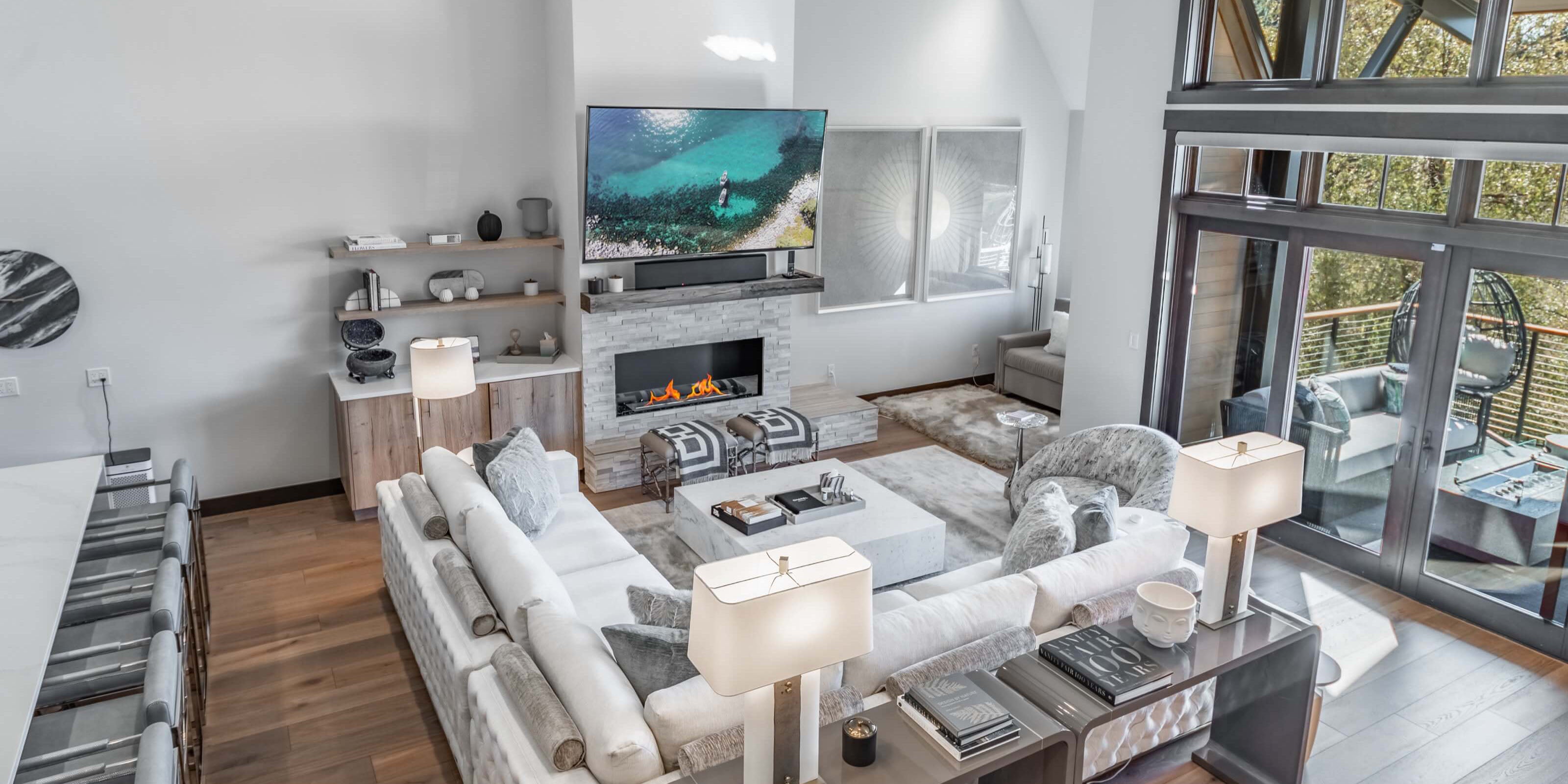 Contemporary interior design in Lake Tahoe