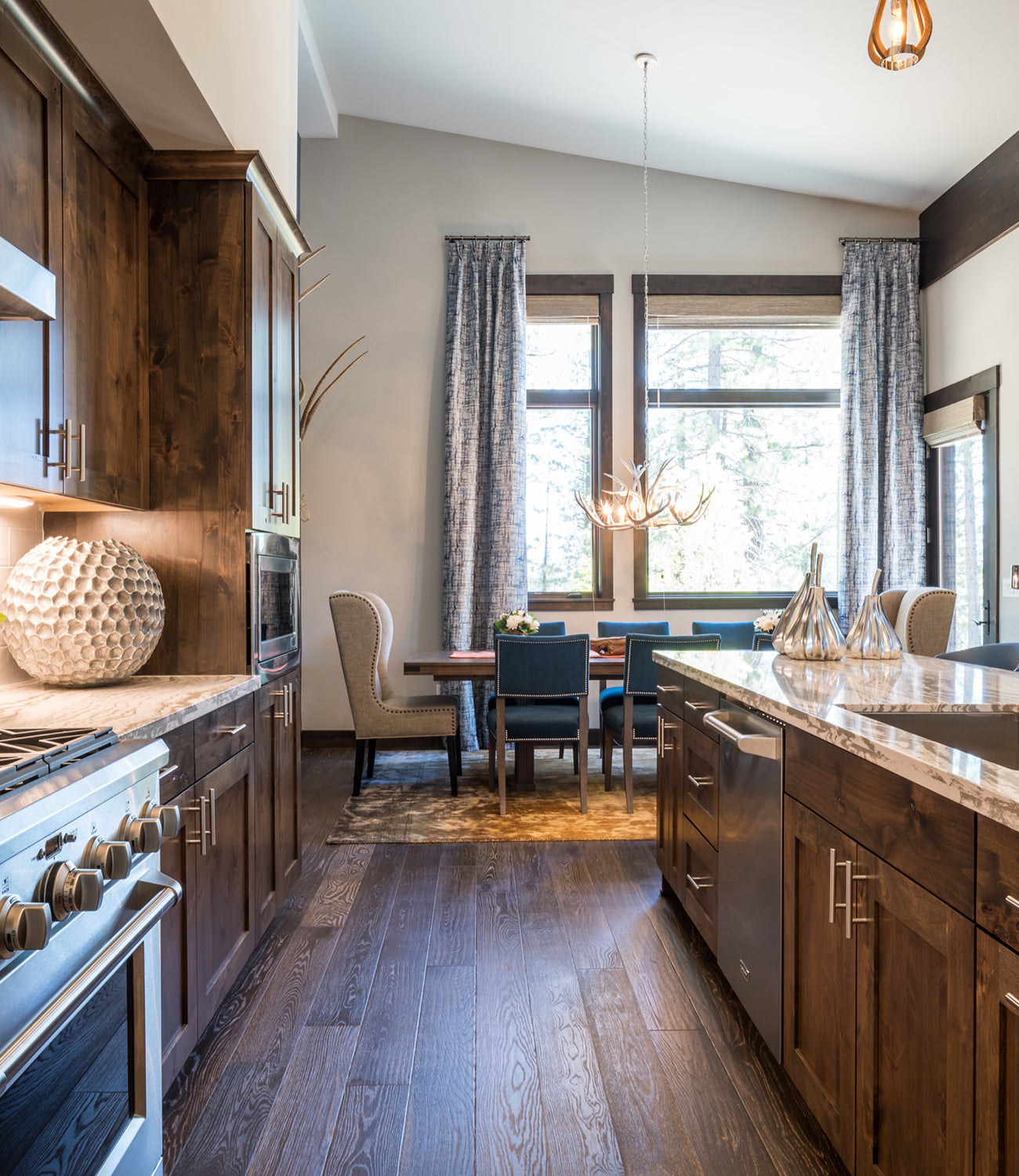 Mountain modern kitchen in Truckee, CA