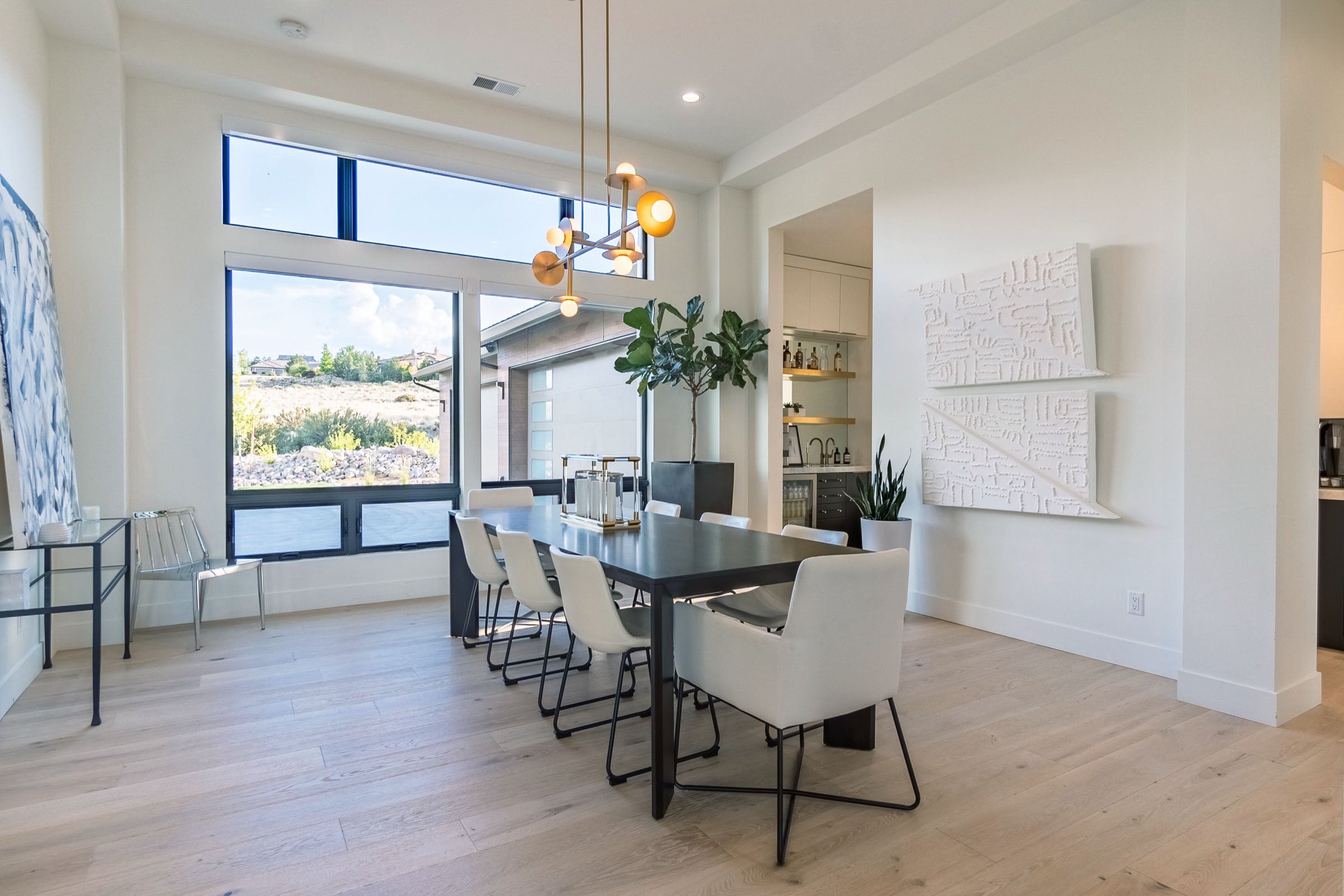 Modern dining room from FiveWest